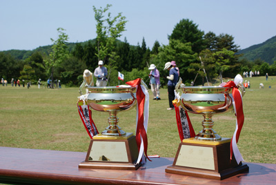 優勝カップイメージ